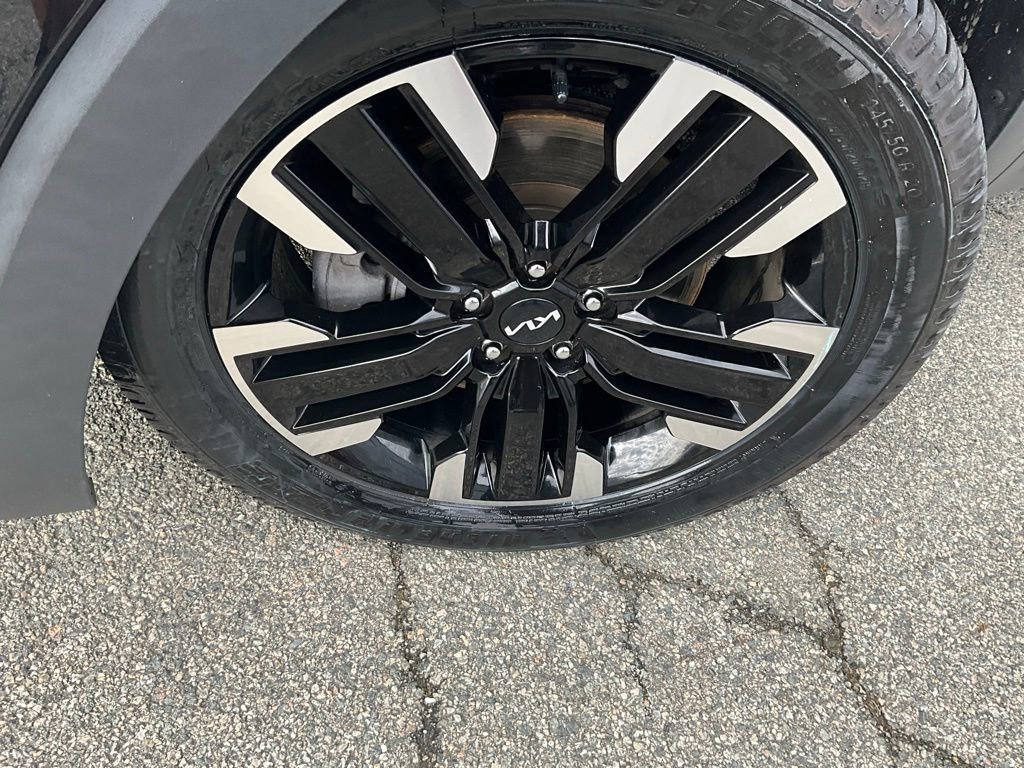 Used 2023 Kia Telluride SX image 4