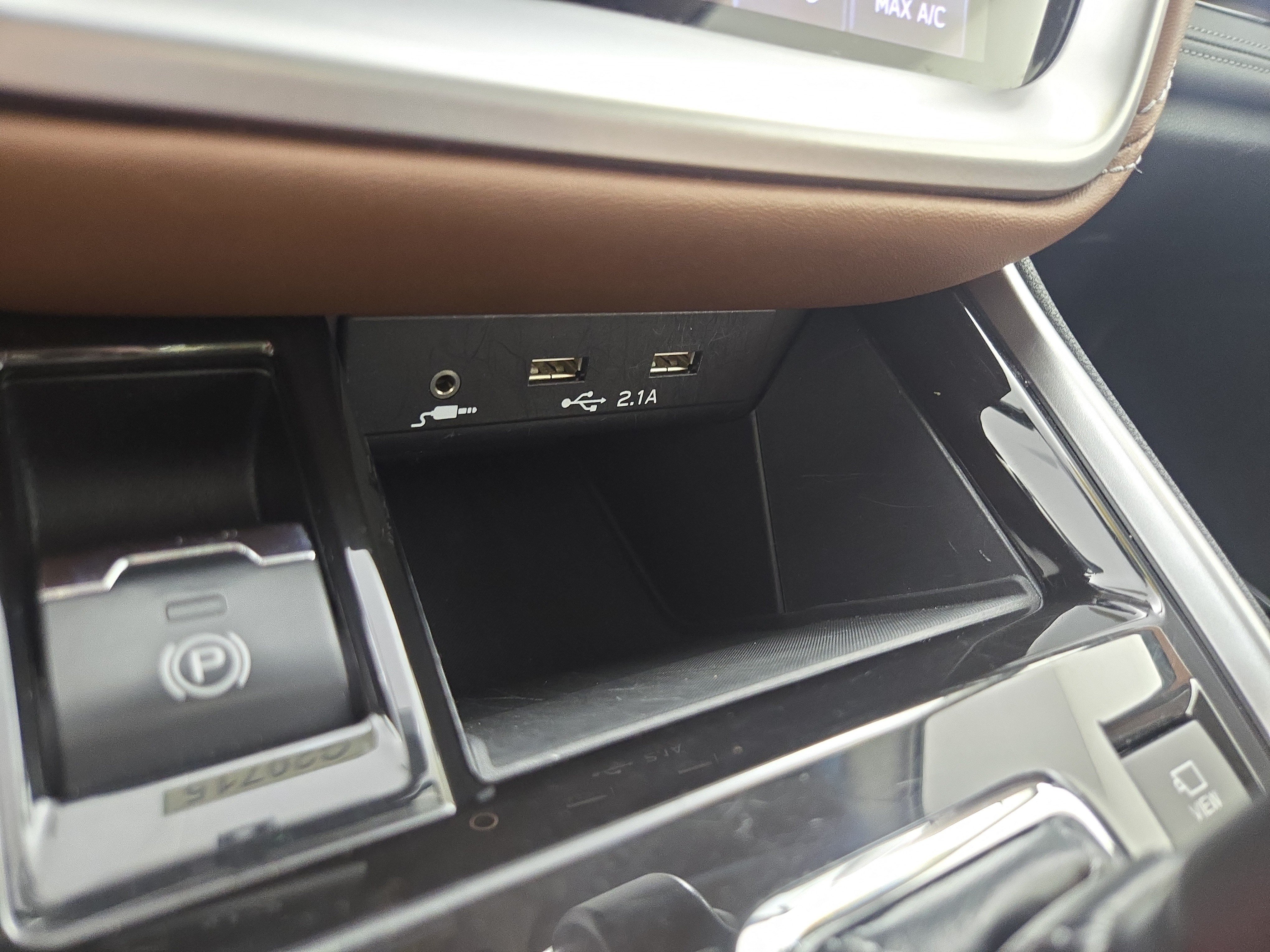 Used 2020 Subaru Outback Touring XT AWD/4WD image 28