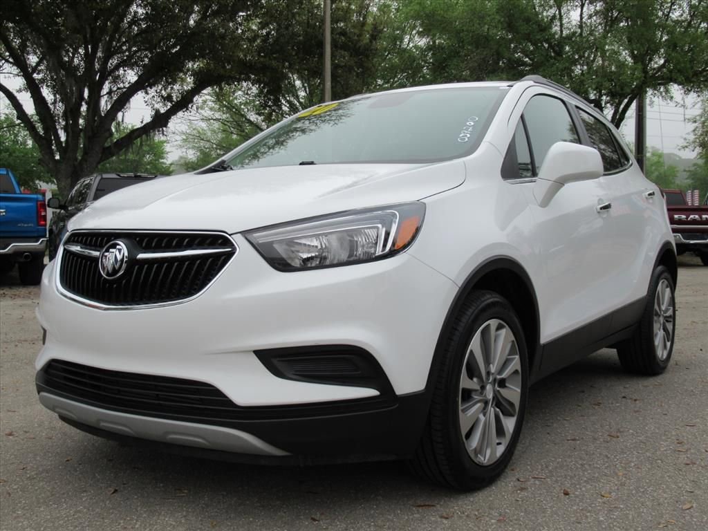 Used 2020 Buick Encore Preferred w/ Safety Package image 3