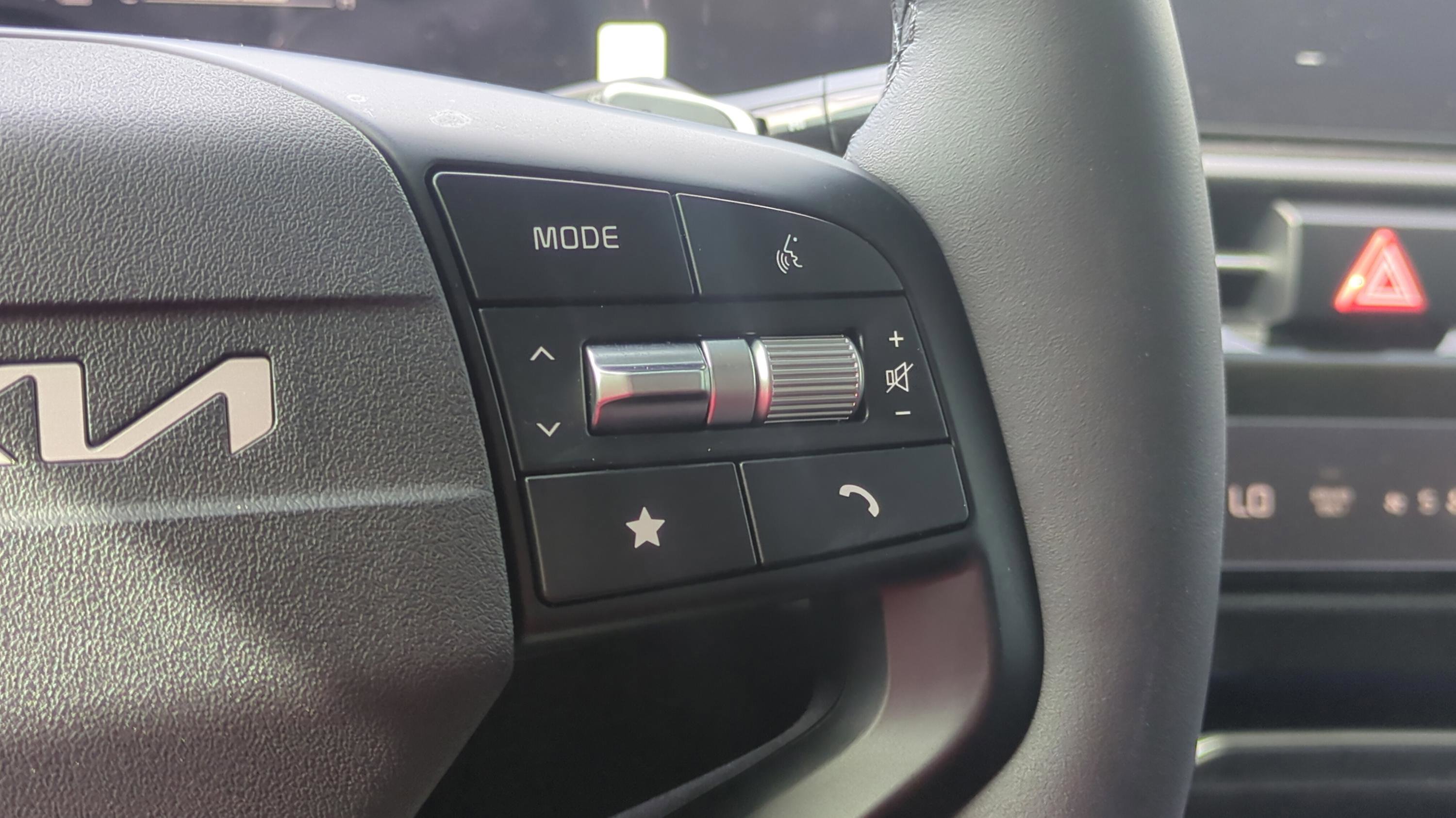 New 2026 Kia Sportage LX image 23