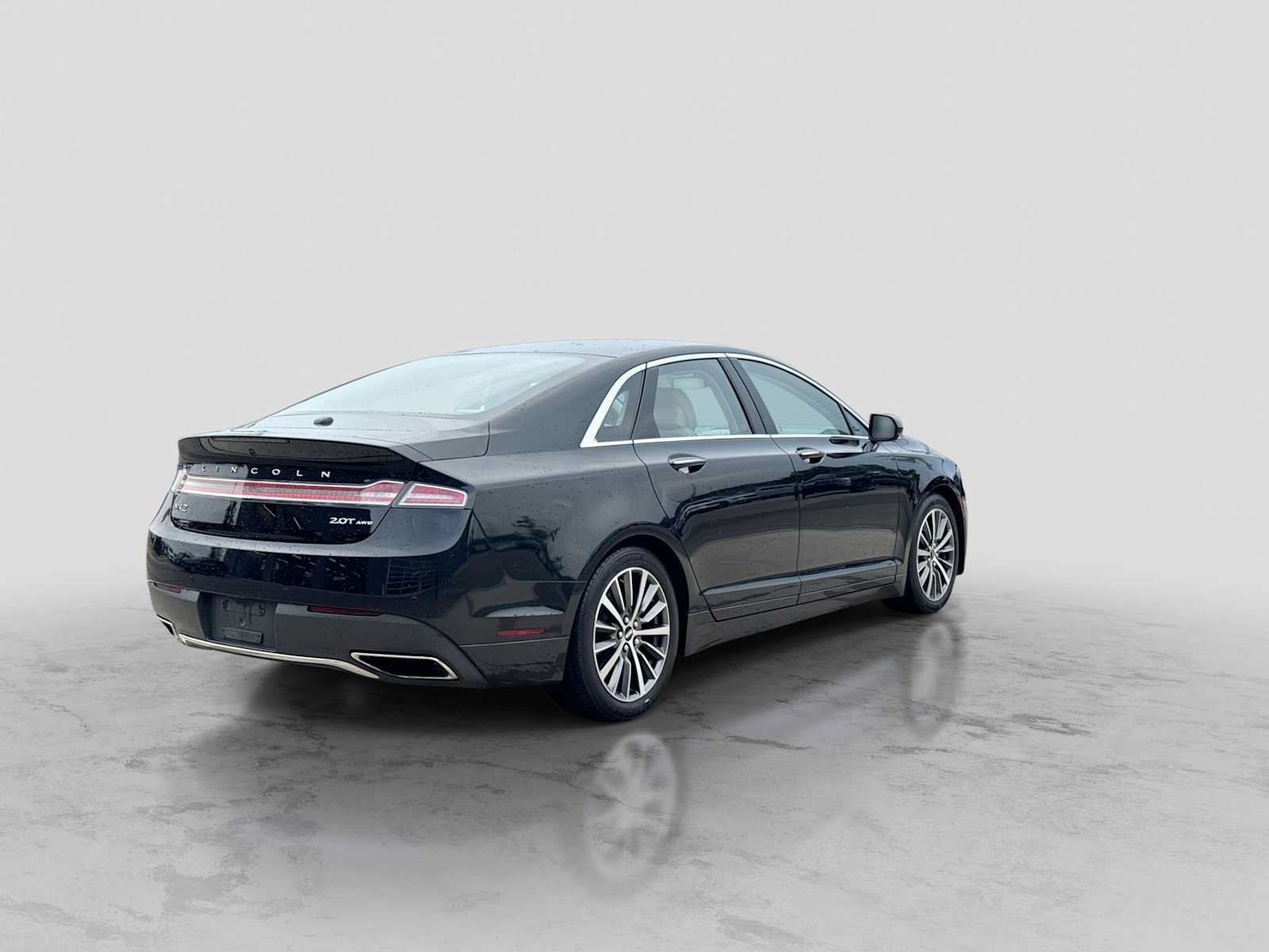 Used 2017 Lincoln MKZ Premiere AWD/4WD image 5