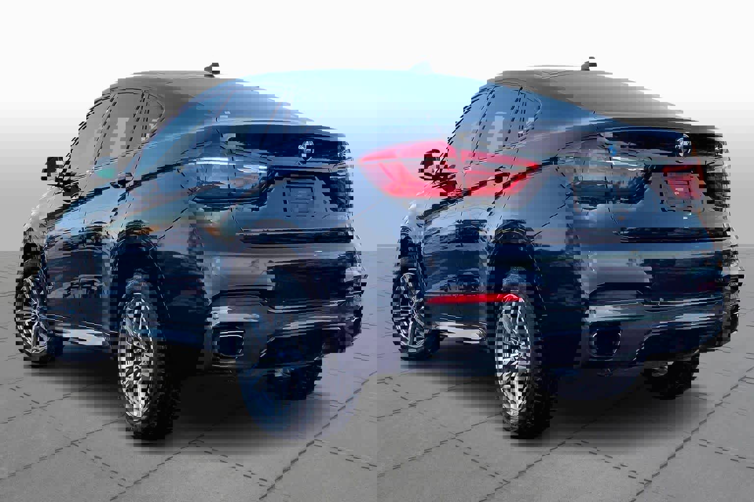 Used 2018 BMW X6 xDrive35i image 11