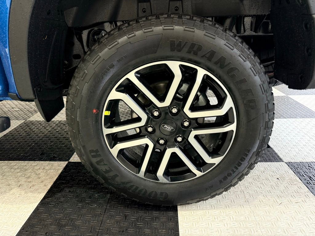 New 2025 Ford Ranger Lariat w/ FX4 Off-Road Package image 11