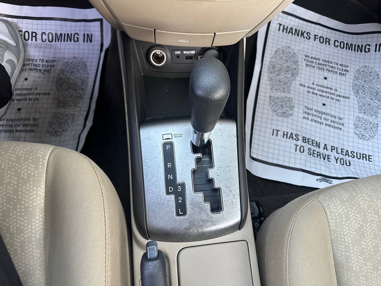 Used 2010 Hyundai Elantra GLS FWD image 17