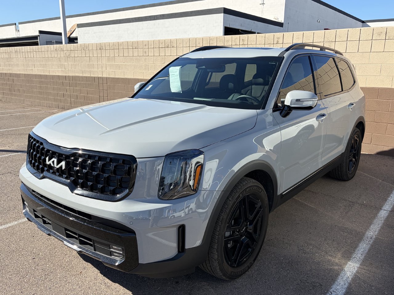 Used 2024 Kia Telluride SX X-Line AWD/4WD image 4