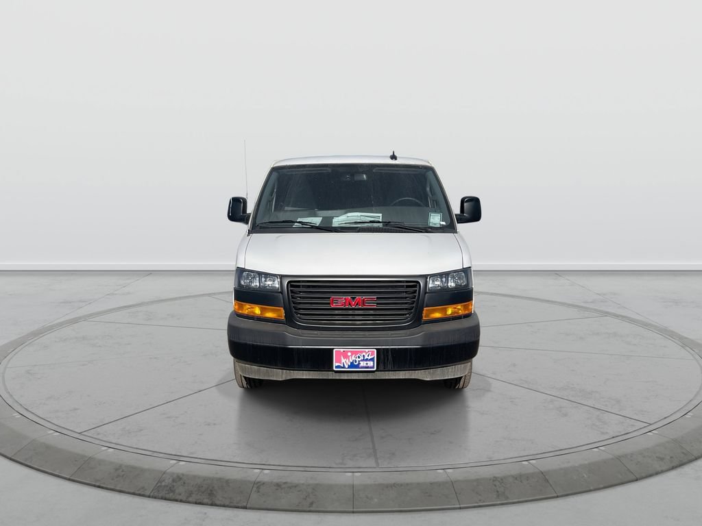 New 2025 GMC Savana 2500 Extended w/ Driver Convenience Package RWD image 3