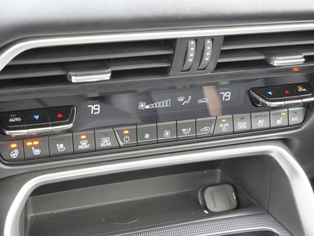 Used 2024 MAZDA CX-90 3.3 Turbo w/ Premium Plus Pkg image 39