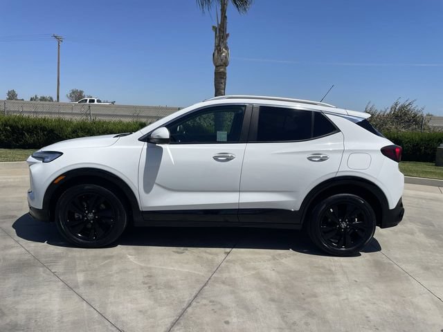 Used 2024 Buick Encore GX Sport Touring FWD image 5