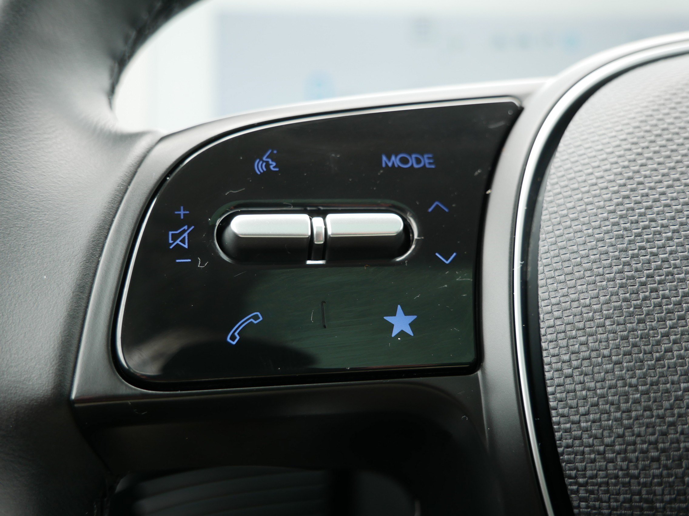 Certified 2023 Hyundai Ioniq 5 Limited AWD/4WD image 28