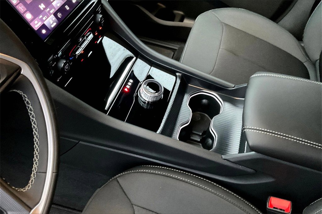 New 2025 Jeep Grand Cherokee Laredo X image 8