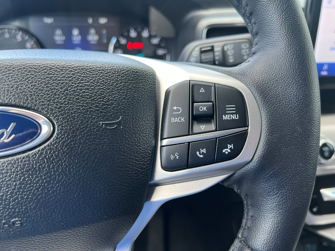 Used 2023 Ford Explorer XLT w/ Equipment Group 202A image 19