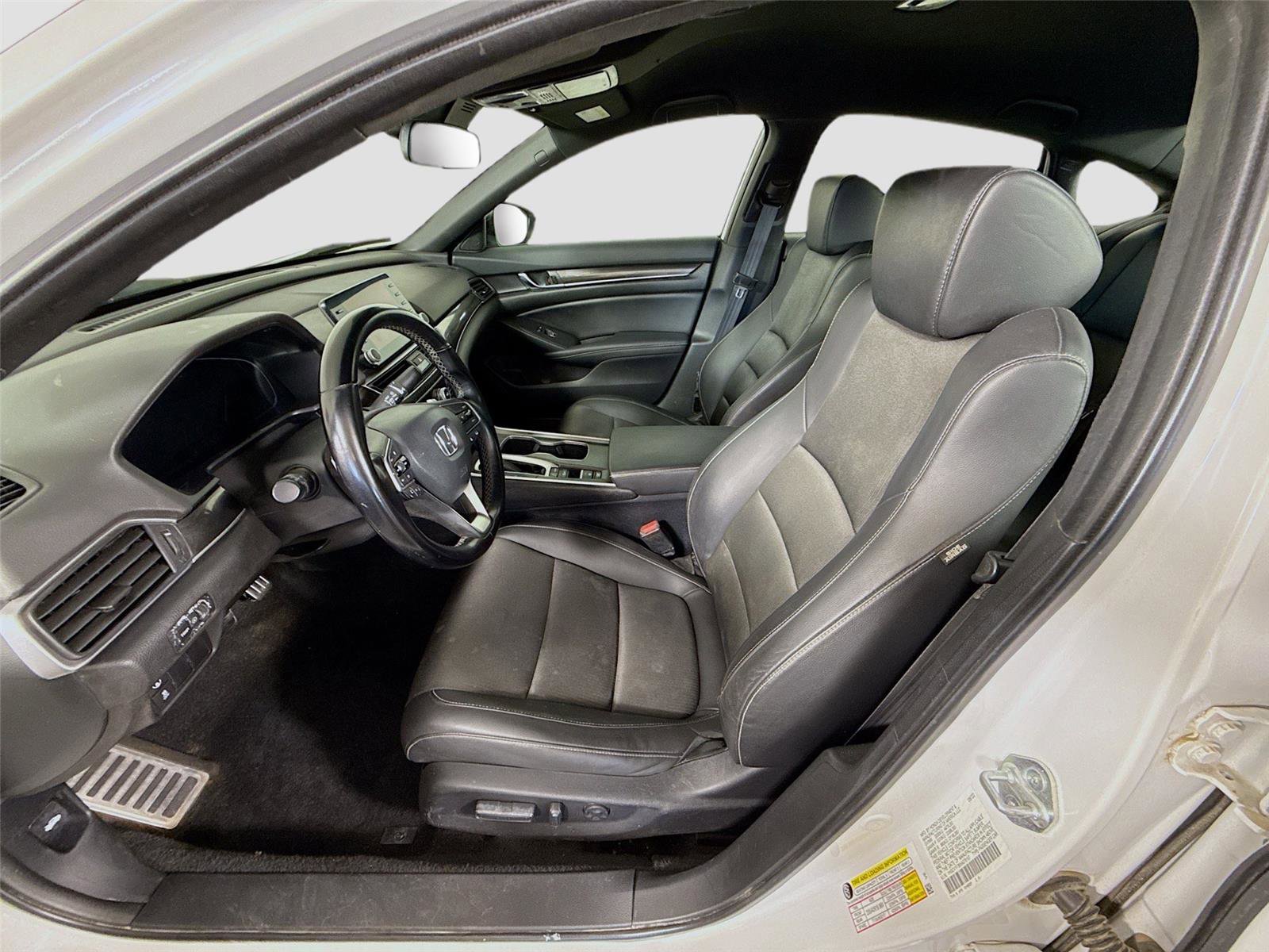 Used 2022 Honda Accord Sport image 13
