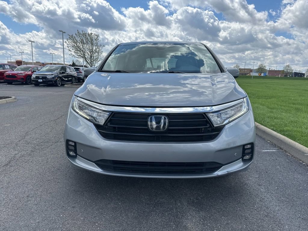 Used 2021 Honda Odyssey Touring image 2