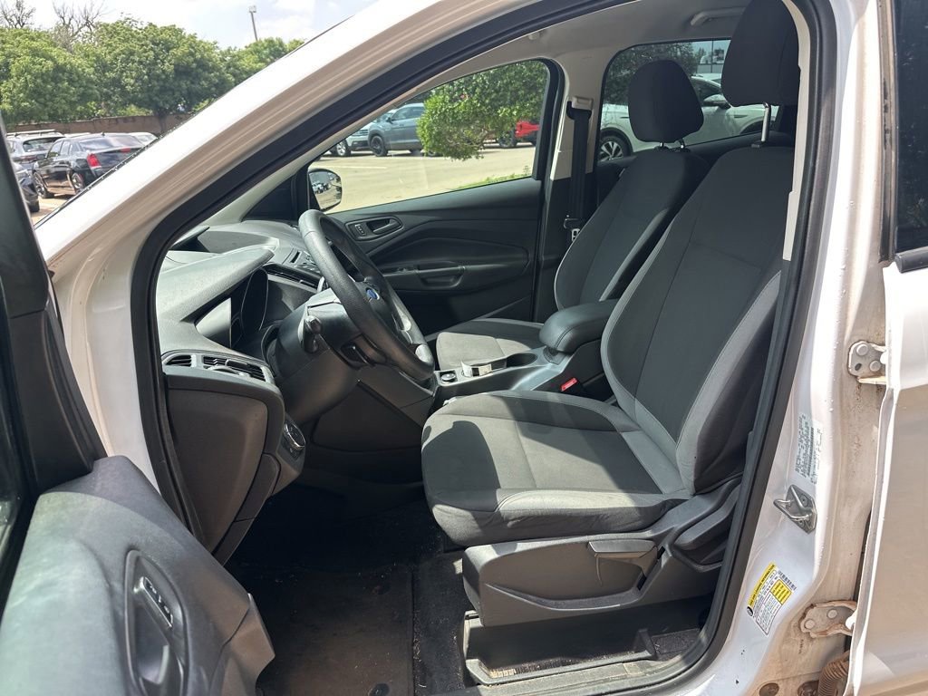 Used 2014 Ford Escape S FWD image 8