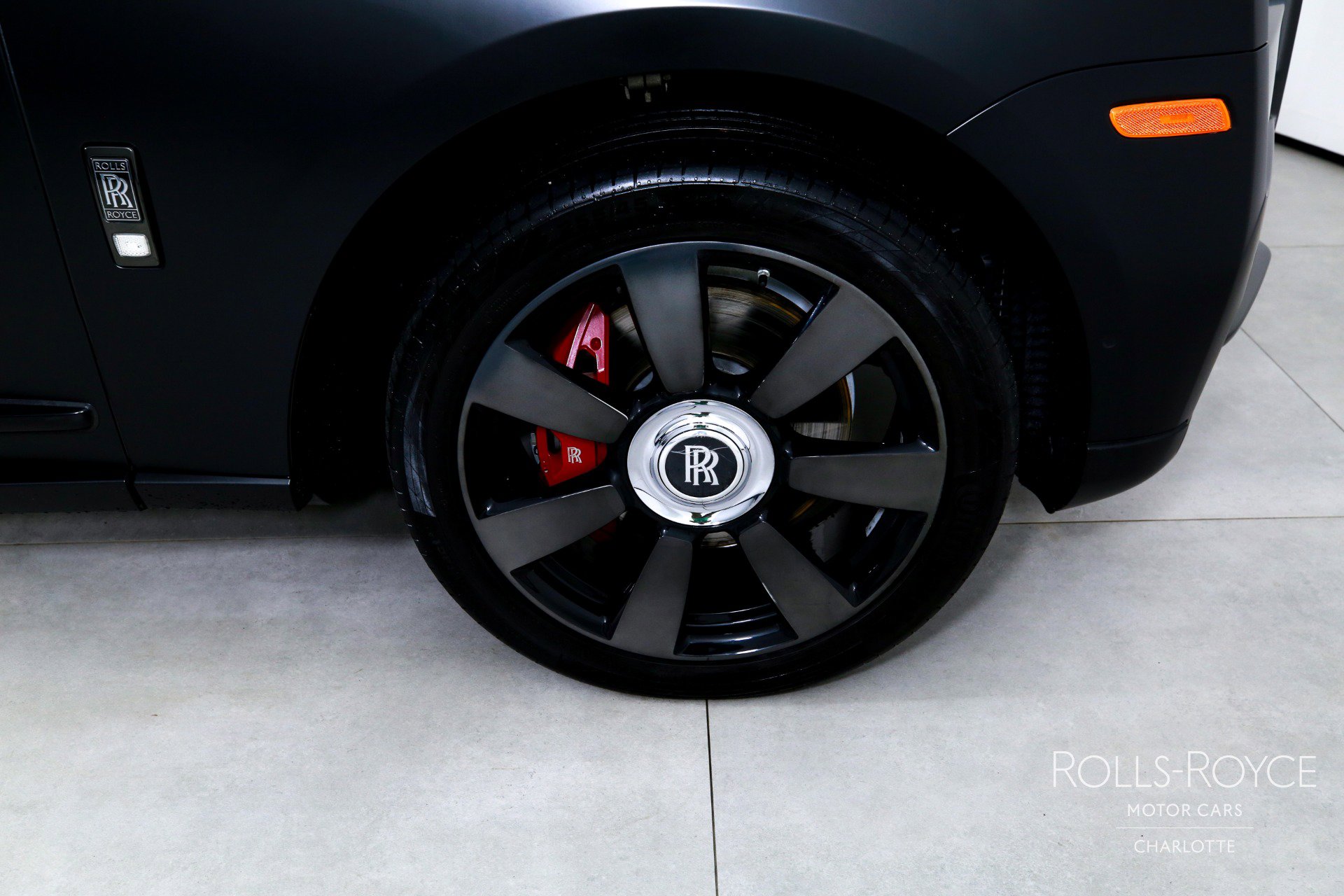 Used 2020 Rolls-Royce Cullinan Black Badge image 39