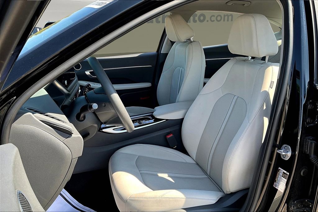 Used 2023 Hyundai Sonata SEL image 21
