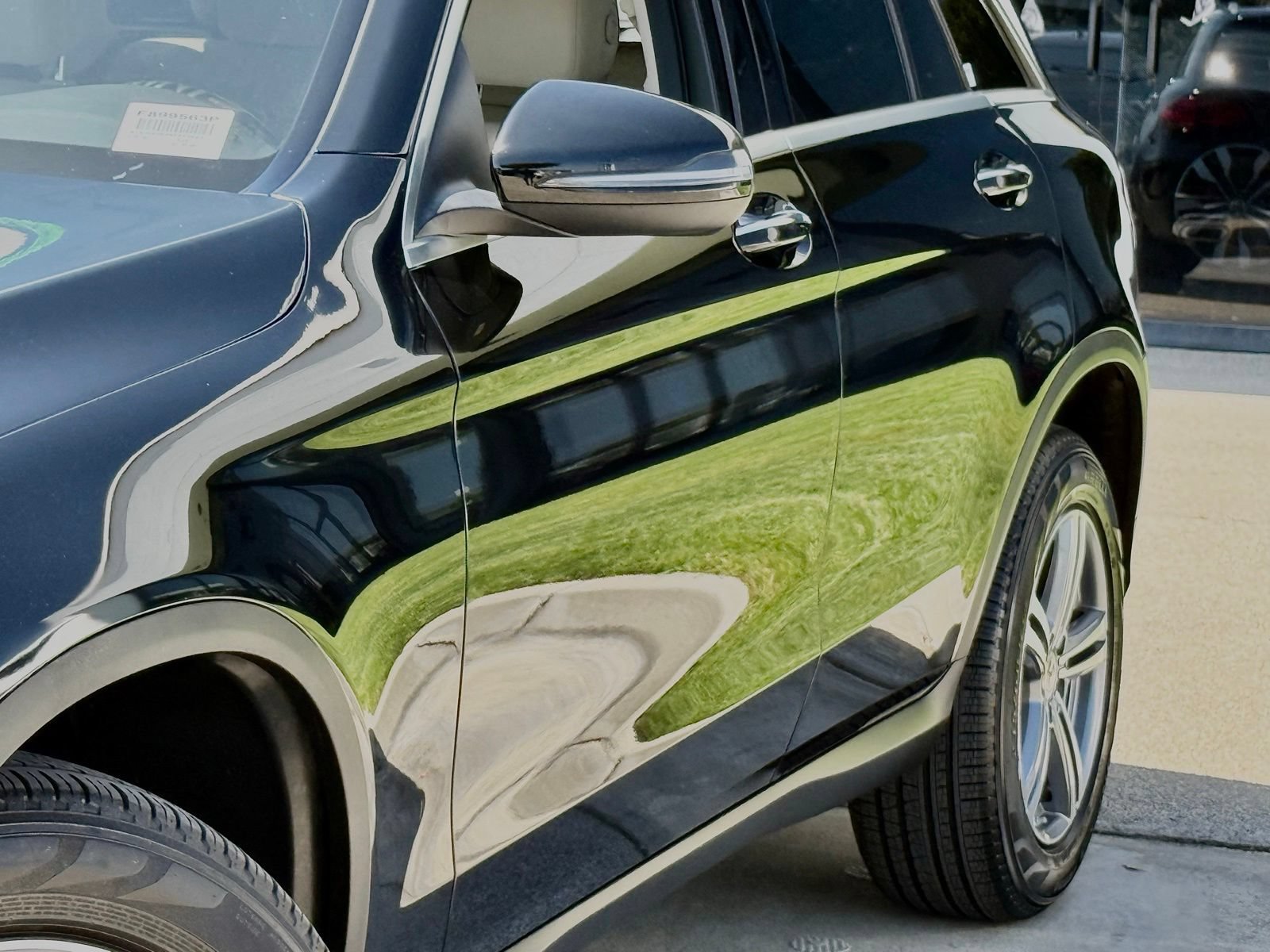 Used 2021 Mercedes-Benz GLC 300 image 4