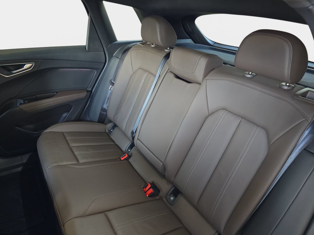 Certified 2023 Audi Q4 e-tron Premium Plus AWD/4WD image 17