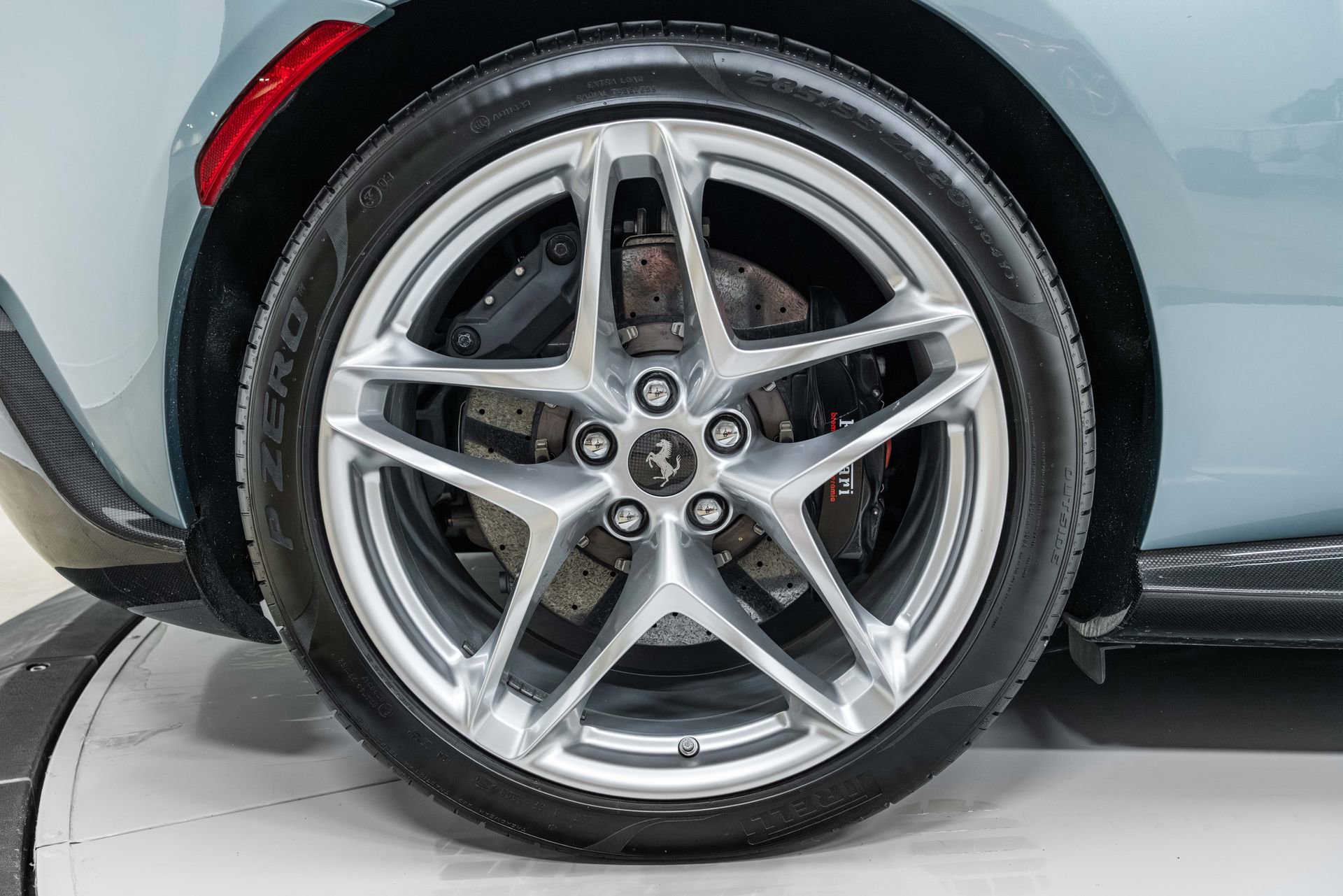 Certified 2024 Ferrari Roma Spider RWD image 17