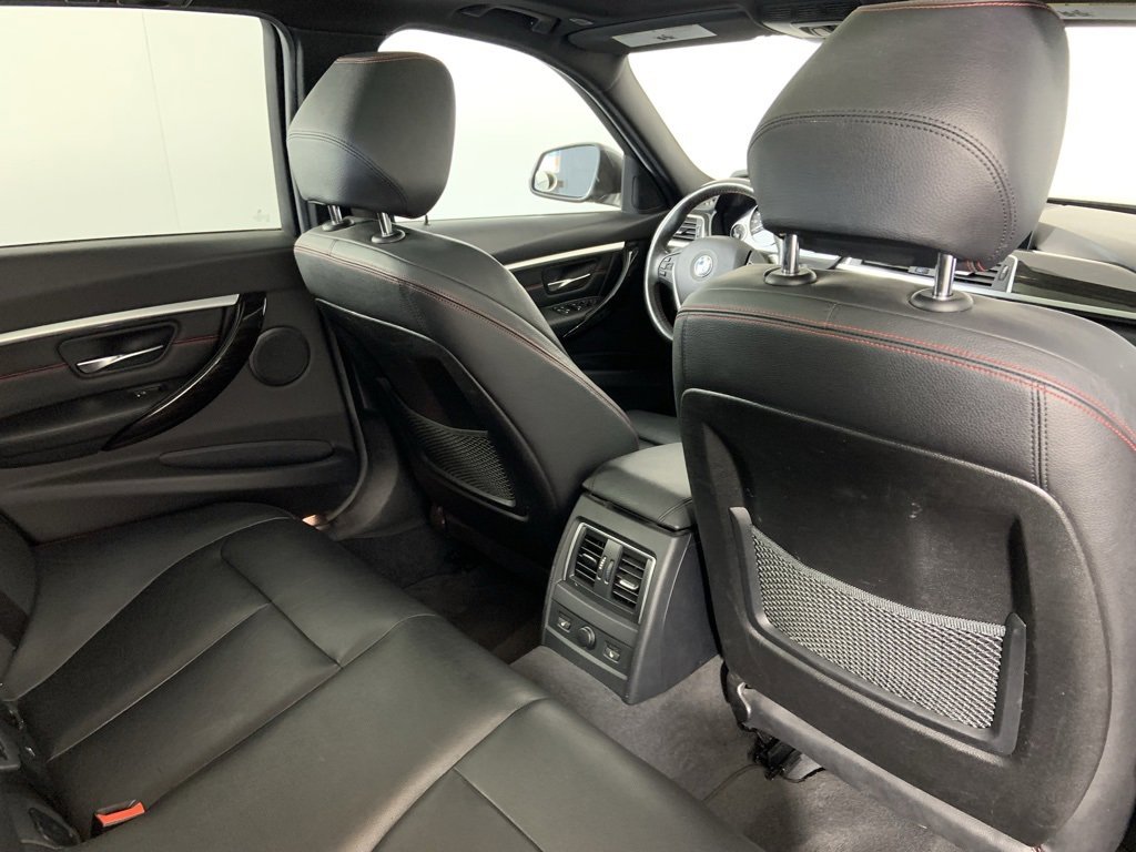 Used 2017 BMW 330i xDrive Wagon w/ Premium Package image 26
