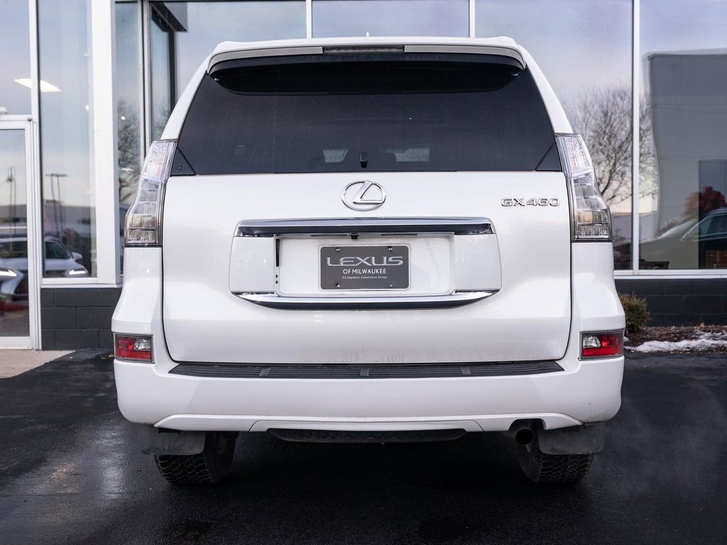 Used 2018 Lexus GX 460 image 8