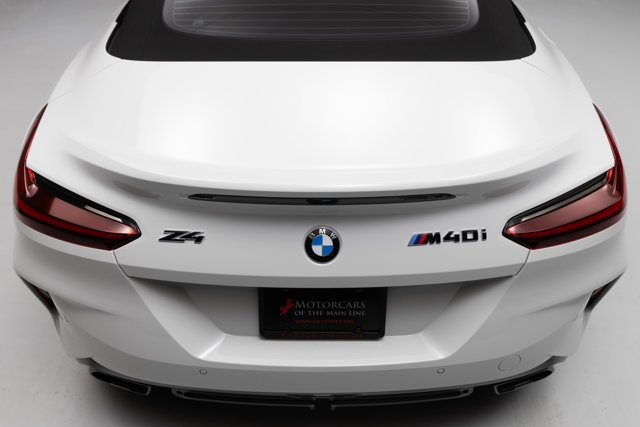 Used 2025 BMW Z4 M40i w/ Edition image 47