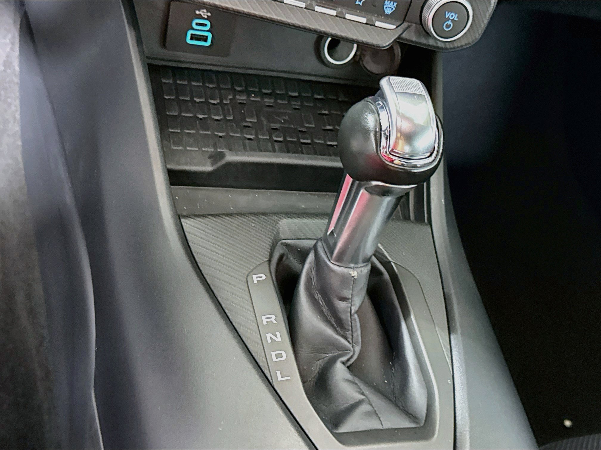 Used 2024 Ford Mustang Premium RWD image 15
