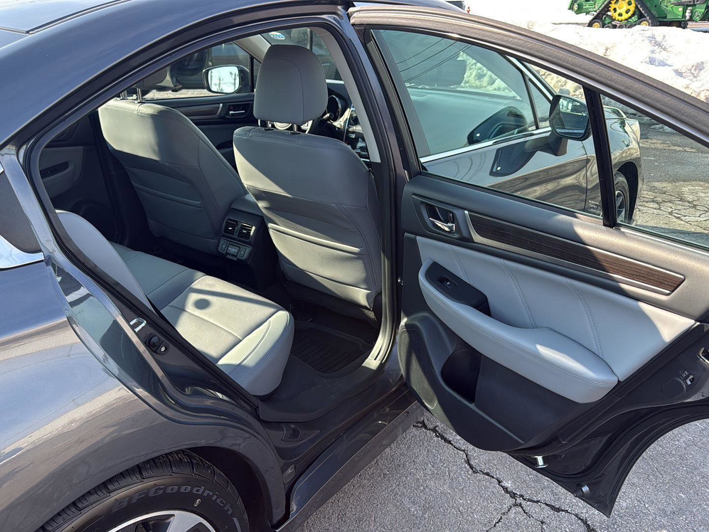 Used 2018 Subaru Legacy 2.5i Limited image 31