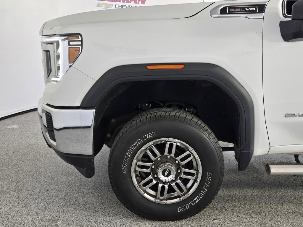 Used 2022 GMC Sierra 2500 SLE w/ SLE Convenience Package AWD/4WD image 8