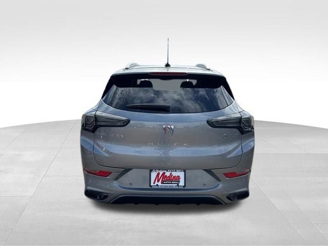 Used 2024 Buick Encore GX Avenir w/ Avenir Convenience Package FWD image 6