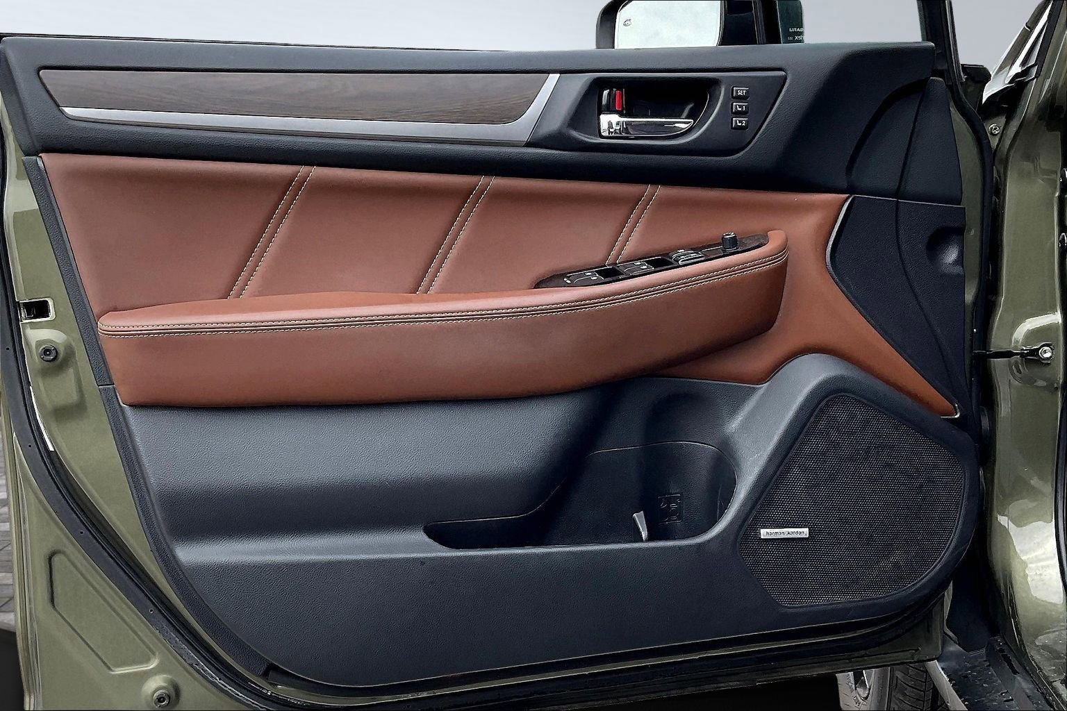 Used 2019 Subaru Outback 2.5i Touring w/ Popular Package #3A image 17