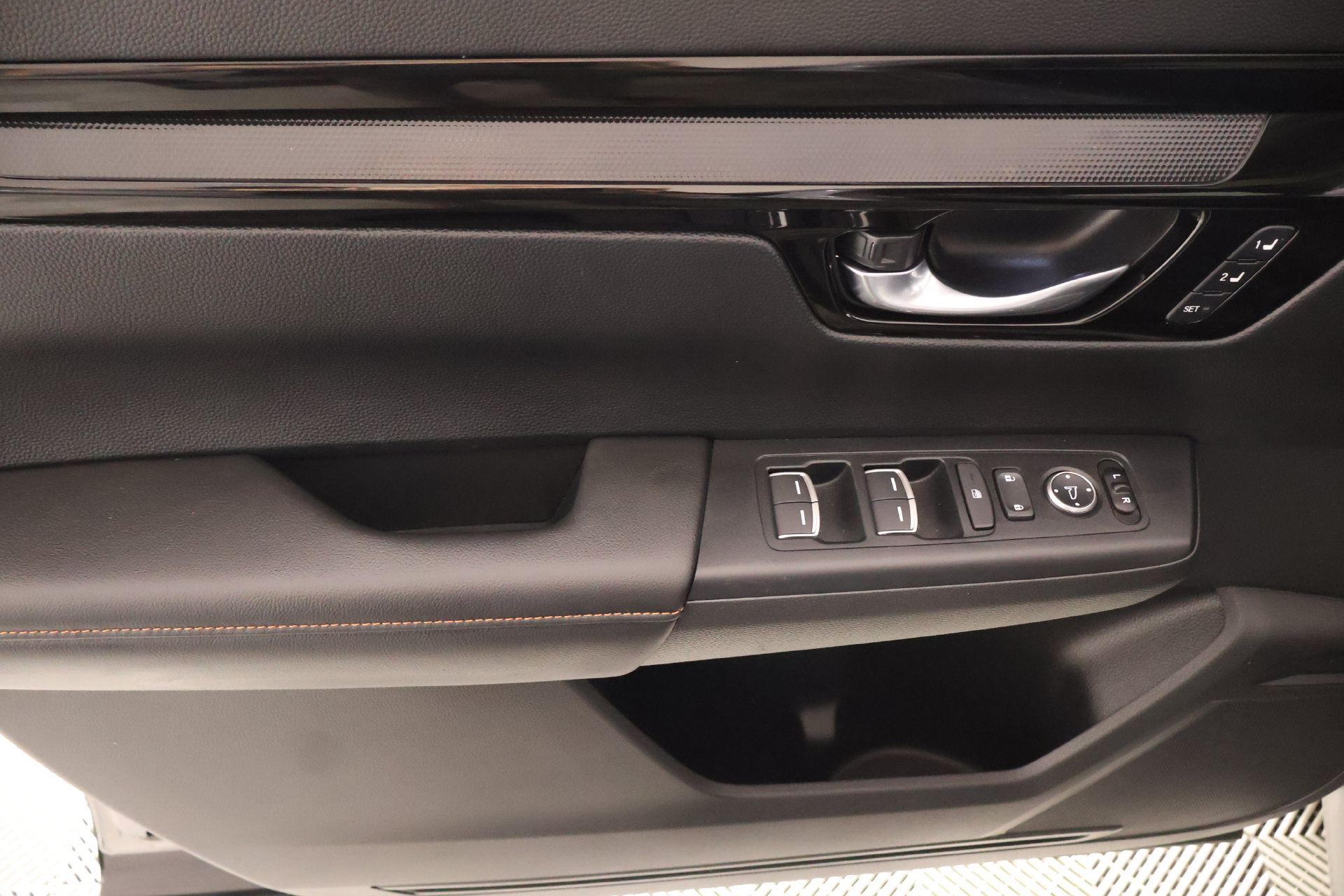 Used 2025 Honda CR-V Sport Touring image 16