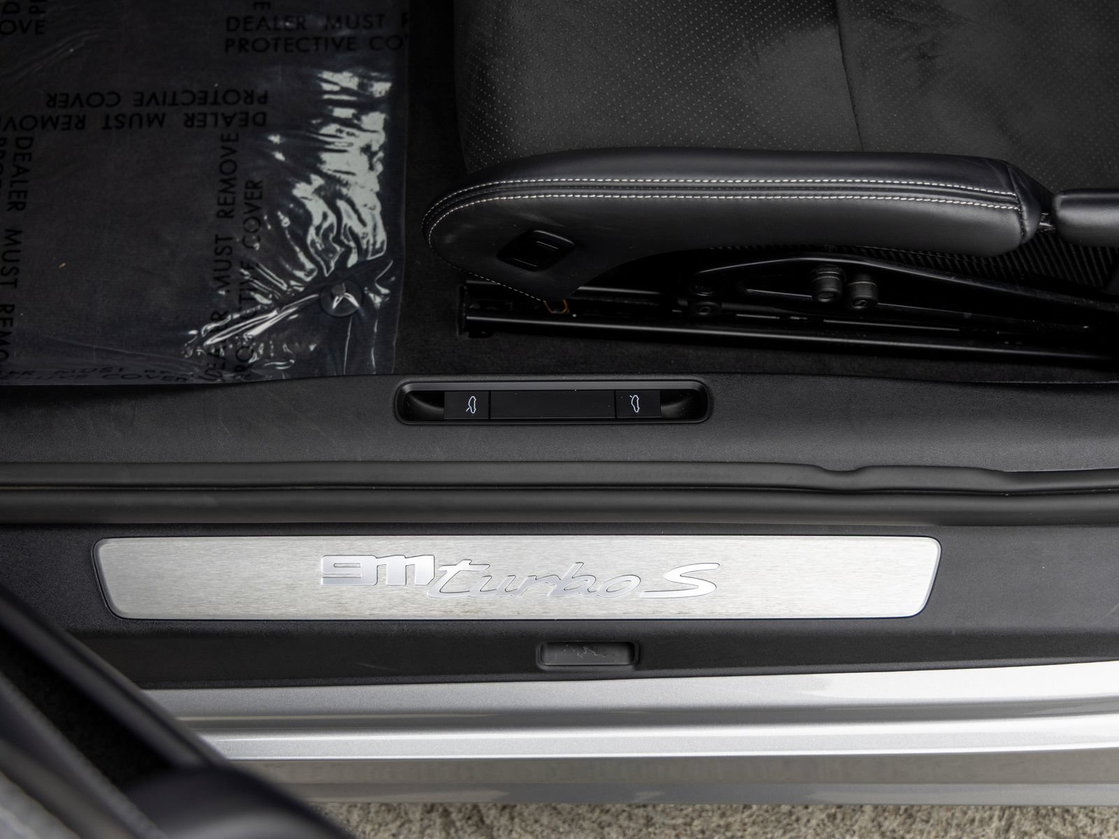 Certified 2025 Porsche 911 Turbo S AWD/4WD image 29