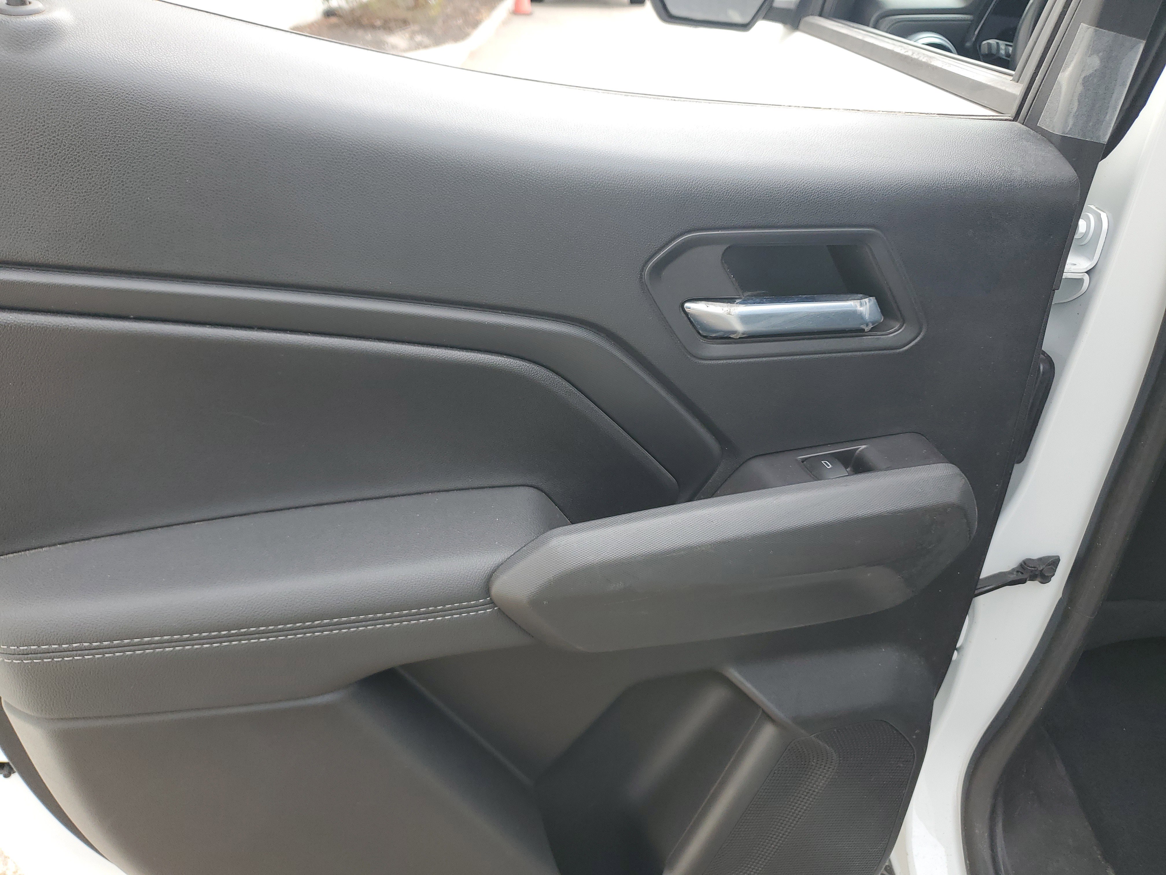 Used 2023 Chevrolet Colorado LT w/ LT Convenience Package image 17