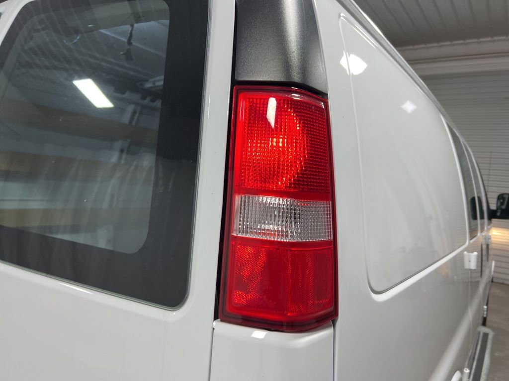 Used 2023 GMC Savana 2500 w/ Driver Convenience Package image 32
