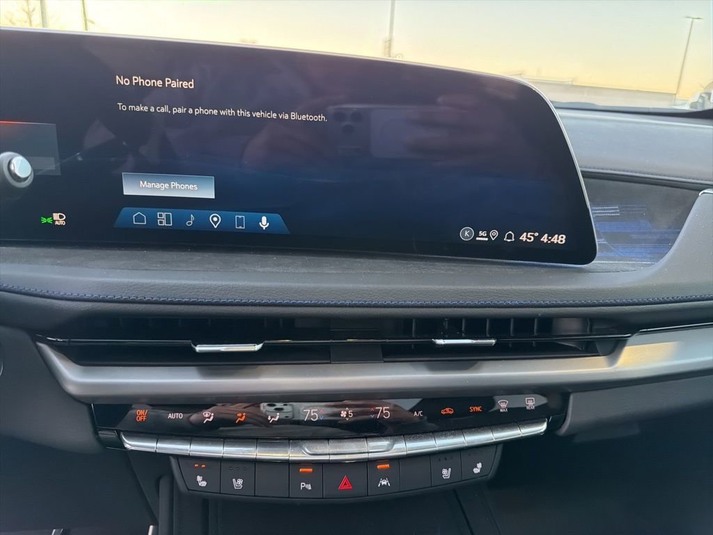 Used 2025 Cadillac XT4 Sport image 22