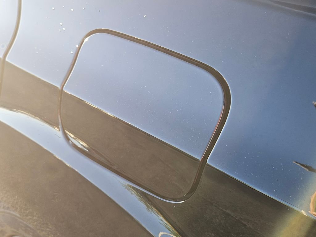 Used 2021 Chrysler 300 Touring w/ Chrome Appearance Package image 12