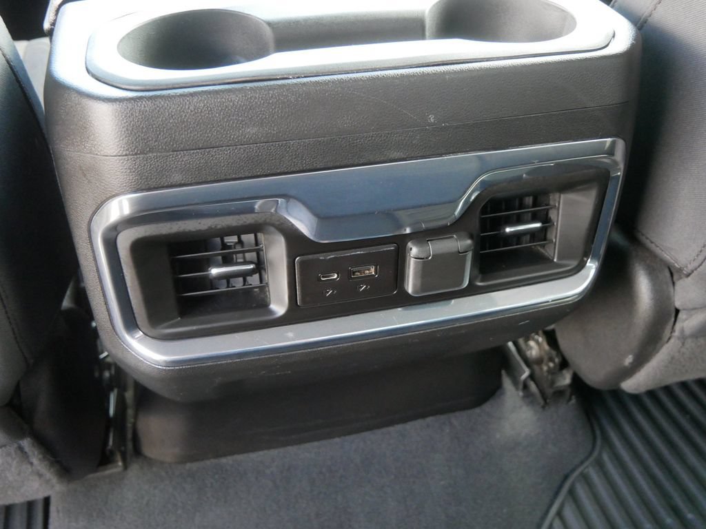 Used 2021 GMC Sierra 1500 Elevation w/ LPO, Elevation Black Package AWD/4WD image 19