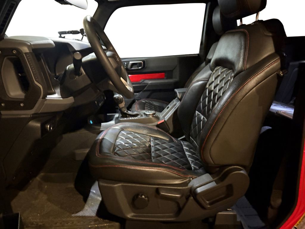 Used 2023 Ford Bronco 2-Door w/ Sasquatch Package image 9