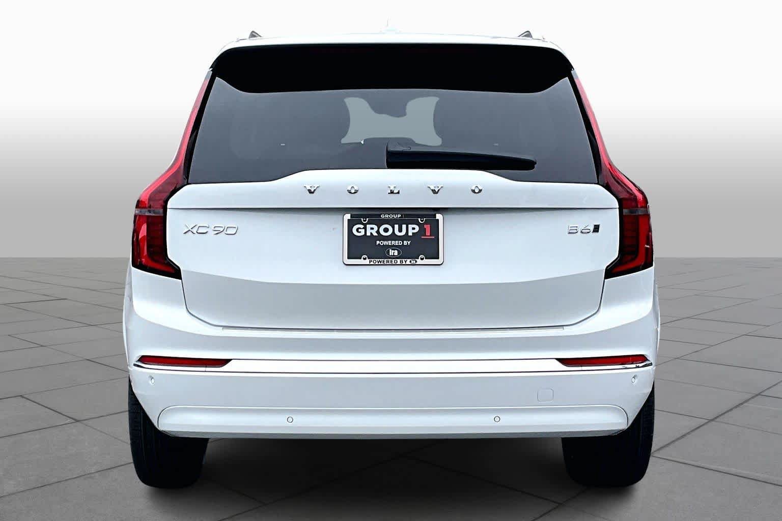 New 2026 Volvo XC90 B6 Plus w/ Protection Package Premier AWD/4WD image 3
