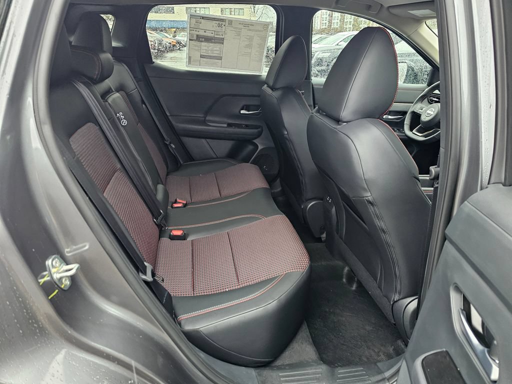 New 2026 Nissan Kicks SR w/ Cold Weather Package AWD/4WD image 24