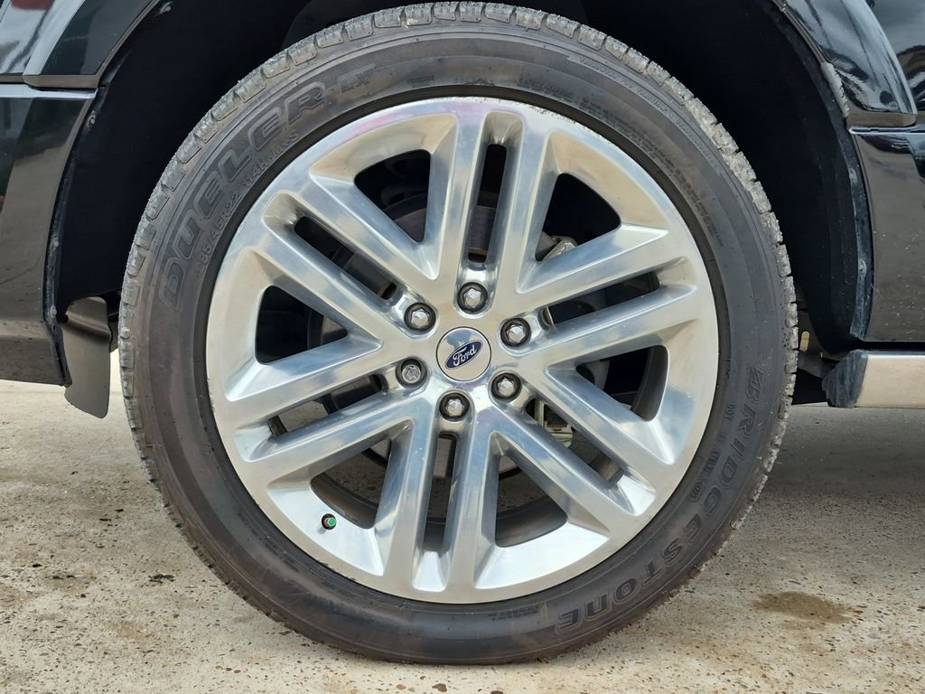Used 2017 Ford Expedition Platinum RWD image 31
