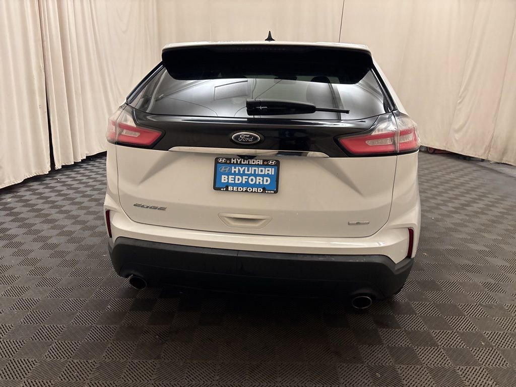 Used 2019 Ford Edge SE image 6
