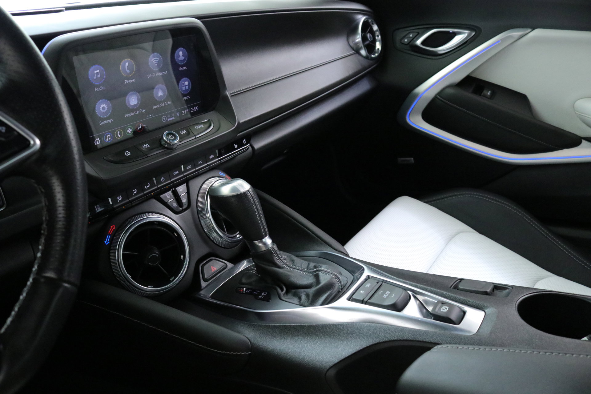 Used 2021 Chevrolet Camaro SS image 18