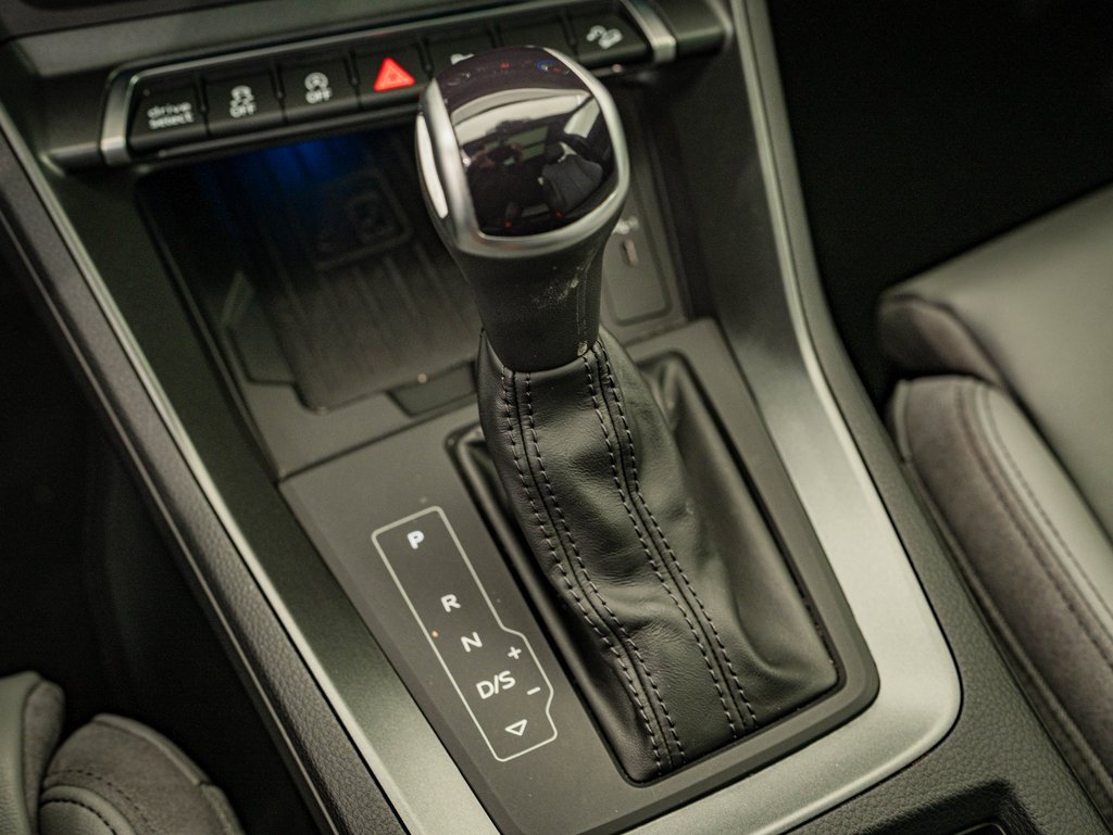 Used 2023 Audi Q3 2.0T Premium Plus w/ Premium Plus Package image 35