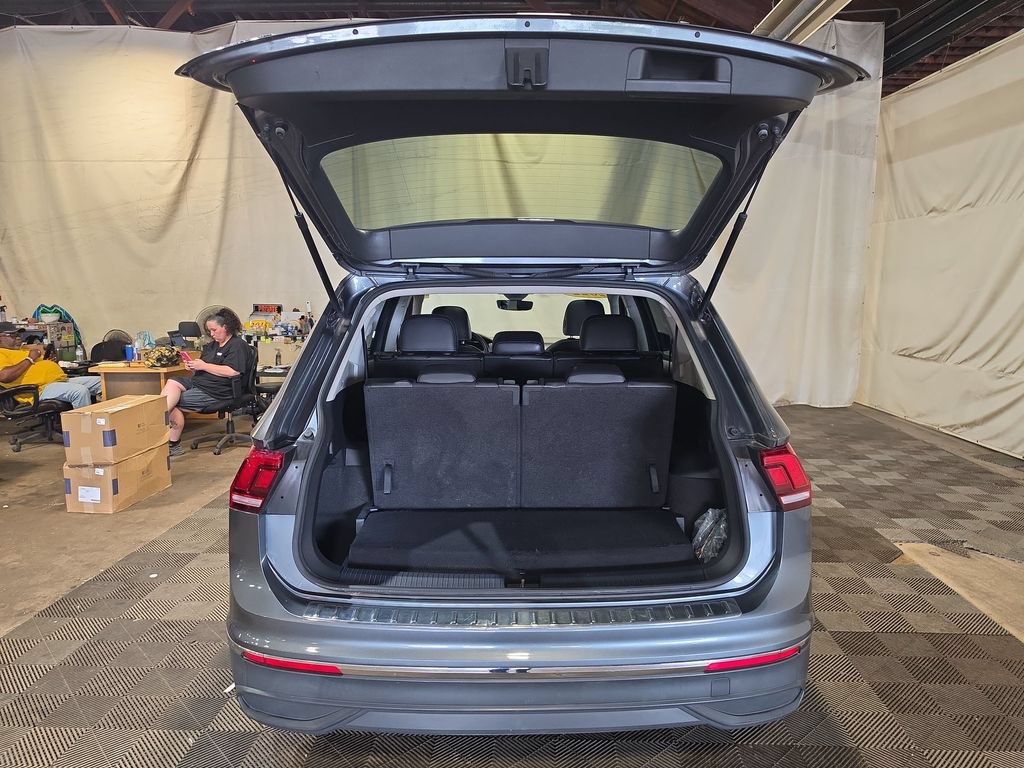 Used 2022 Volkswagen Tiguan SE FWD image 20