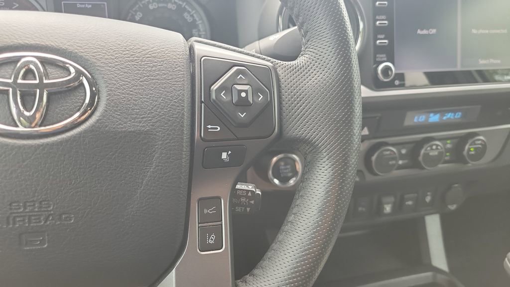 Used 2022 Toyota Tacoma TRD Sport w/ Technology Package image 34