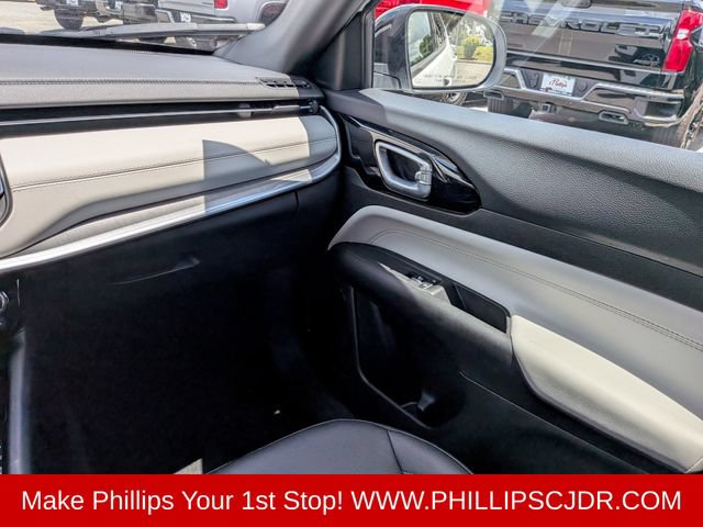 Used 2025 Jeep Compass Limited AWD/4WD image 16