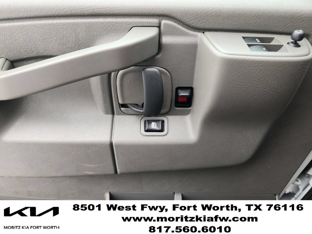 Used 2023 Chevrolet Express 3500 LS RWD image 23