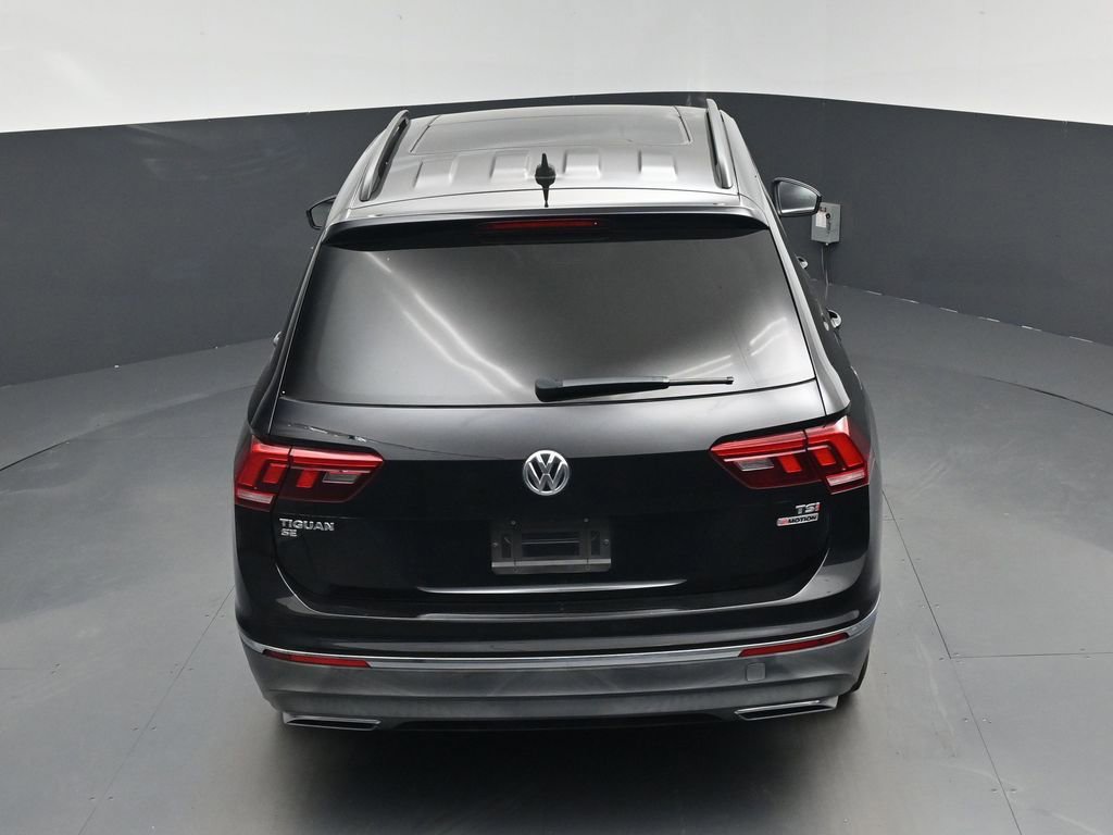 Used 2018 Volkswagen Tiguan SE w/ Panoramic Sunroof Package AWD/4WD image 25